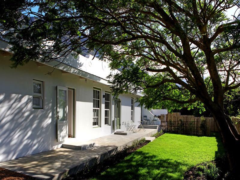 Mooibaai Hotel เฮาต์เบย์ ภายนอก รูปภาพ